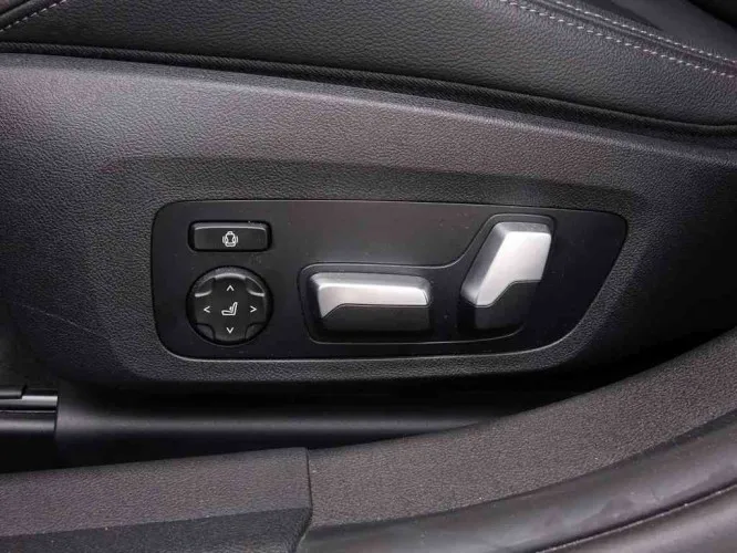 BMW 3 330e 292 36gr M Sport + Pro GPS + Leder/Cuir + LED Laser Light +Sunroof Image 8
