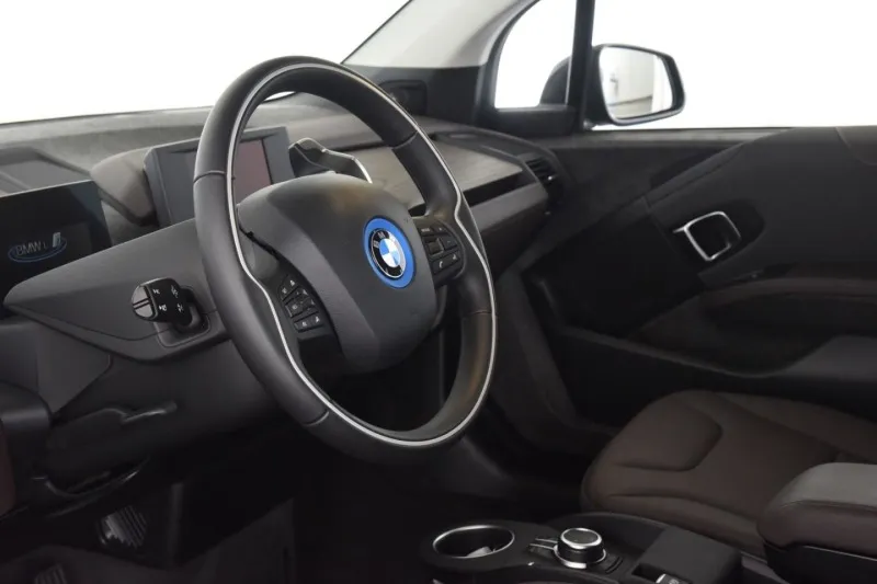 BMW i3 s =Suite= Panorama/Distronic/Rear ViewCam Гаранция Image 7