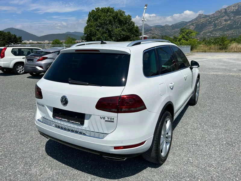 Volkswagen Touareg (KATO НОВА) Image 6