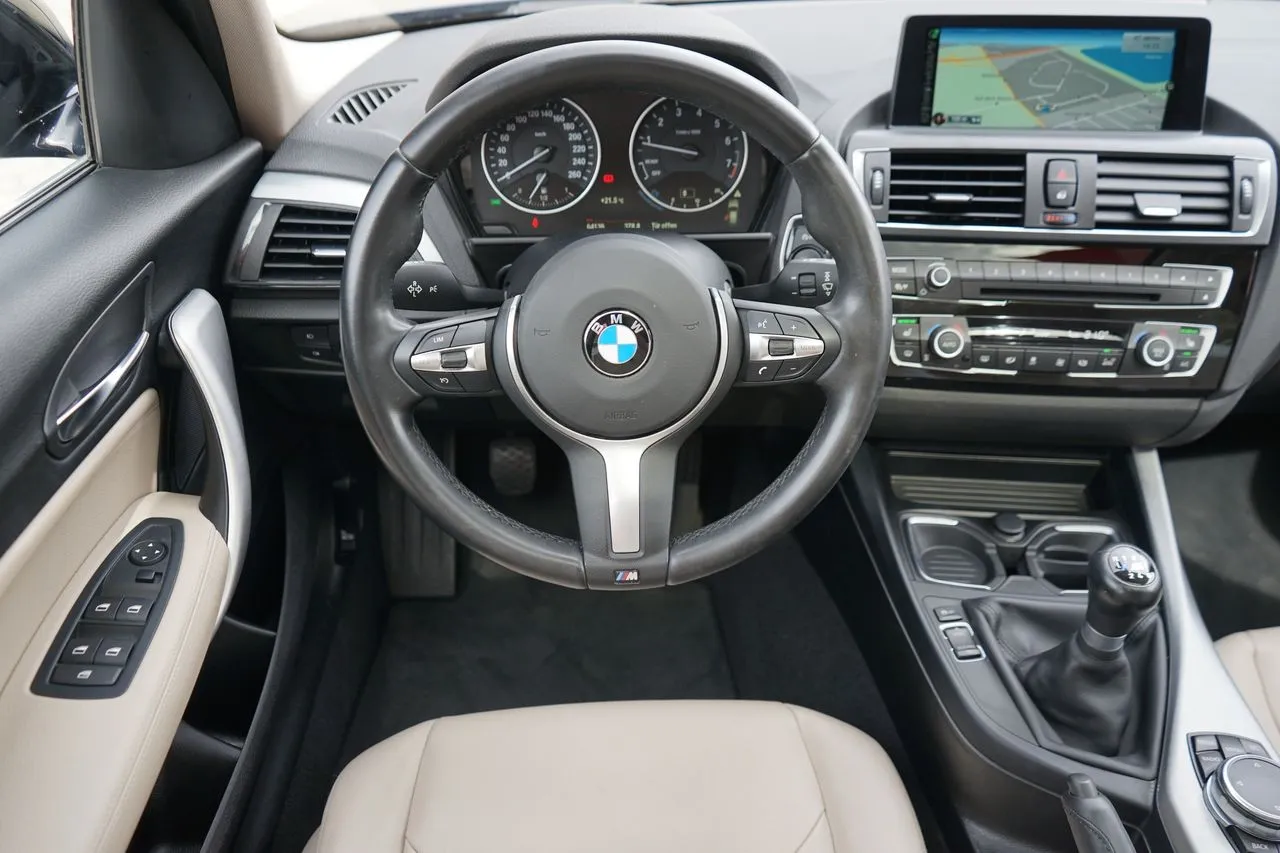 BMW 1er Reihe 125i 2-Zonen-Klima Navi...  Image 9