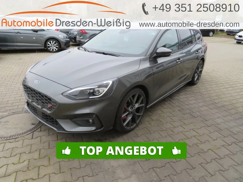 Ford Focus TURNIER 2,3 ST*STYLING PAKET*PERFORMANCE* Image 1