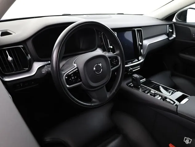 Volvo V60 T6 TwE AWD Momentum aut - Polttoainetoiminen lisälämmitin, Adapt.Vakkari, Koukku, Keyless, LED, Verhoilu: Moritz nahka - J. autoturva - Ilmainen kotiintoimitus Image 7