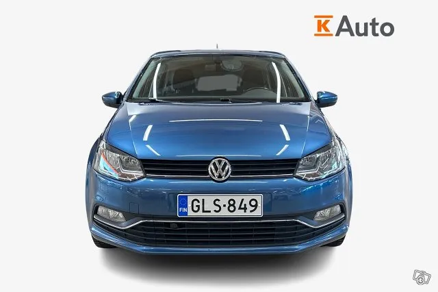 Volkswagen Polo Comfortline 1,2 TSI 66 kW (90 hv) * Pysäköintitutkat / Vakkari / Kahdet renkaat / * Image 4