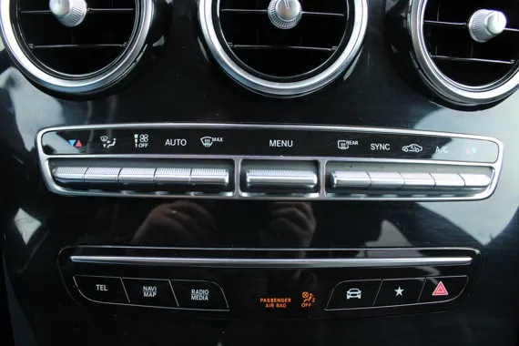 Mercedes-Benz GLC Klasse Matic AMG AUTOMATIK *NAVIGACIJA,LED,KAMERA* Image 4