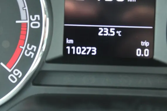 Škoda Octavia 1.6 TDI DSG *Navigacija* Image 5