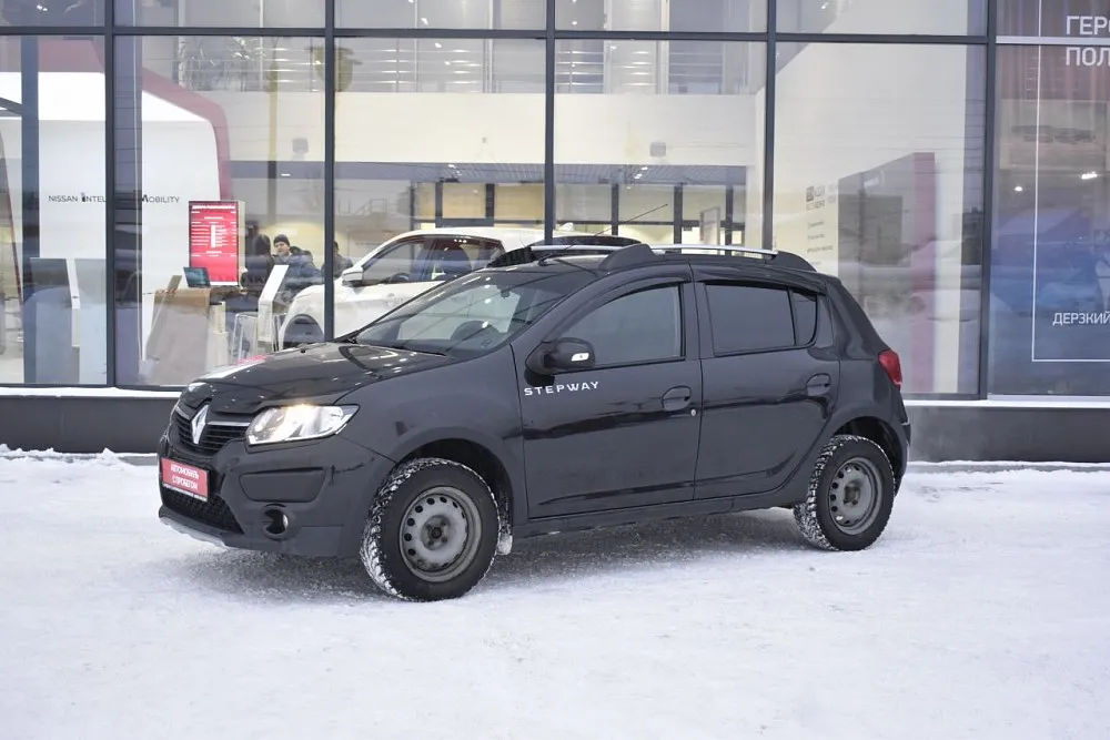 Renault Sandero  Image 1