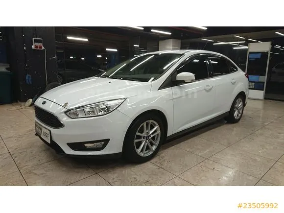 Ford Focus 1.6 TDCi Trend X Image 2