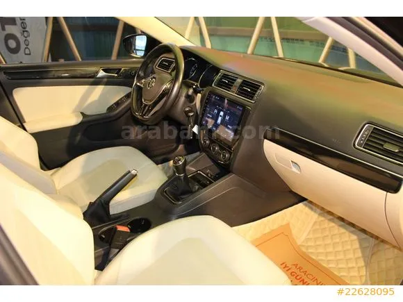 Volkswagen Jetta 1.2 TSi BlueMotion Comfortline Image 9