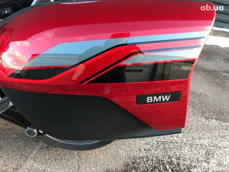 BMW R  Image 4