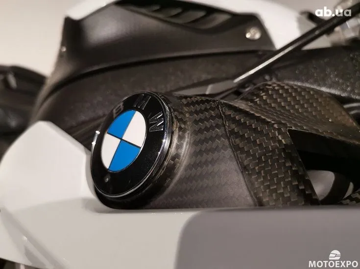 BMW S  Image 2