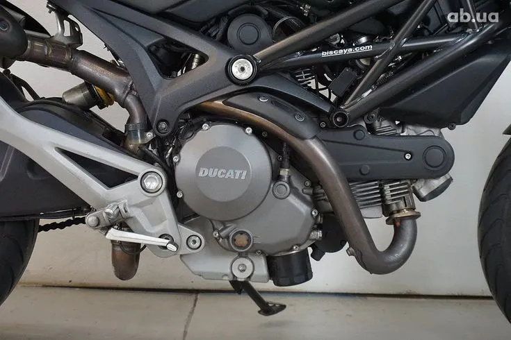 Ducati Monster  Image 5