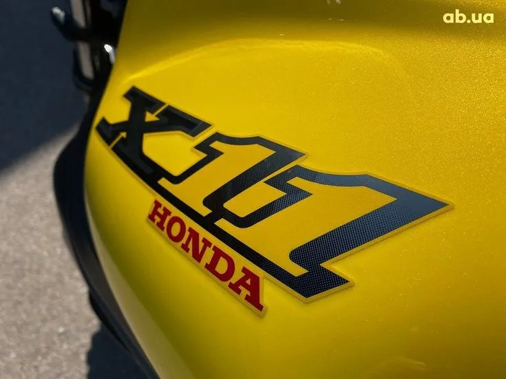 Honda X11  Image 3